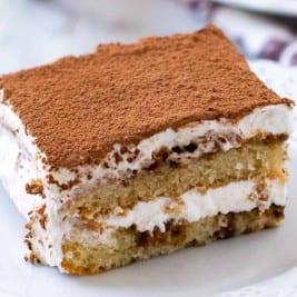 Tiramisu Cake.