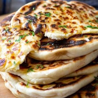Jalapeno Cheese Naan